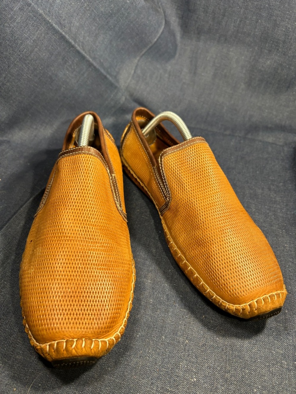 Pikolinos laser cut gorgeous leather loafers